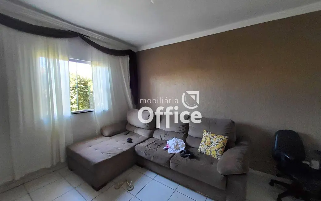 Casa com 3 quartos à venda, 300m2 em Parque Brasília 2ª Etapa, Anapolis - GO - imagem 7 Foto 7 de Casa com 3 quartos à venda, 300m2 em Parque Brasília 2ª Etapa, Anapolis - GO