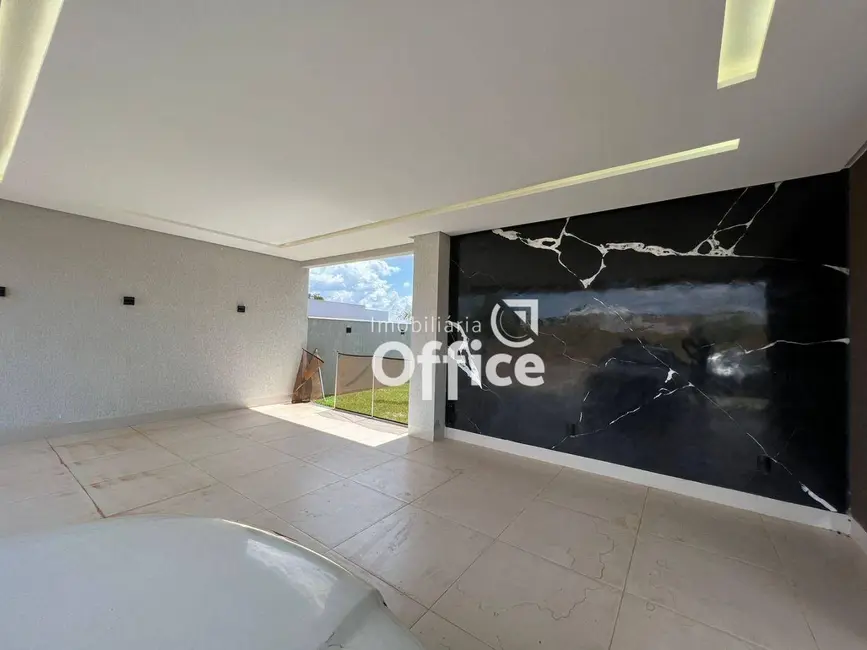 Sobrado com 4 quartos à venda, 720m2 em Anapolis - GO - imagem 4 Foto 4 de Sobrado com 4 quartos à venda, 720m2 em Anapolis - GO