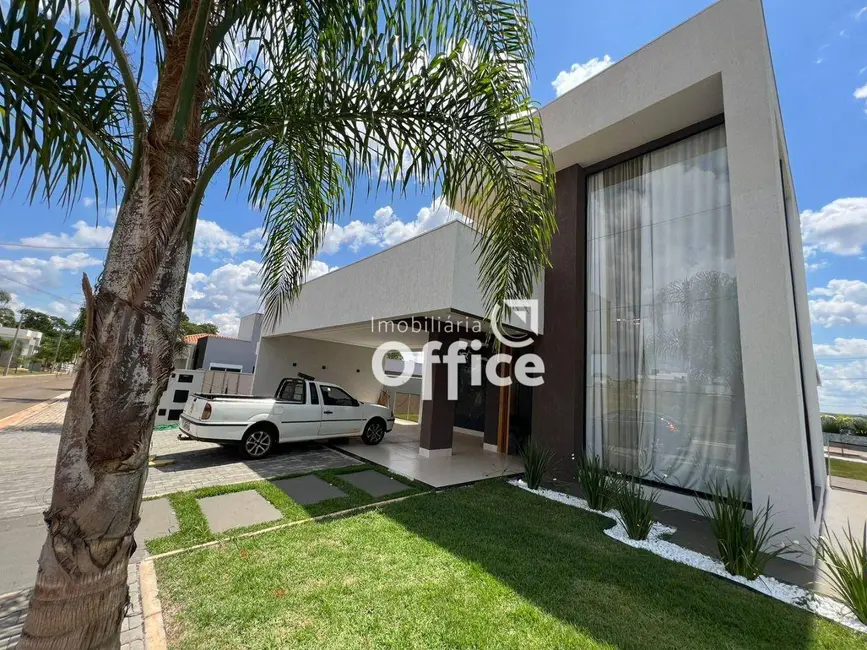 Sobrado com 4 quartos à venda, 720m2 em Anapolis - GO - imagem 3 Foto 3 de Sobrado com 4 quartos à venda, 720m2 em Anapolis - GO