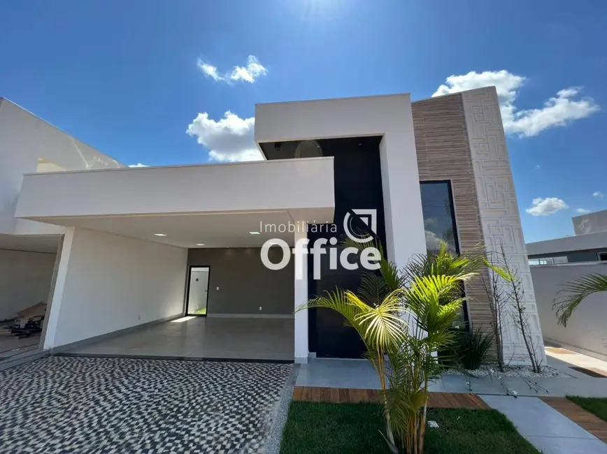 Foto 1 de Casa de Condomínio com 3 quartos à venda, 360m2 em Anapolis - GO