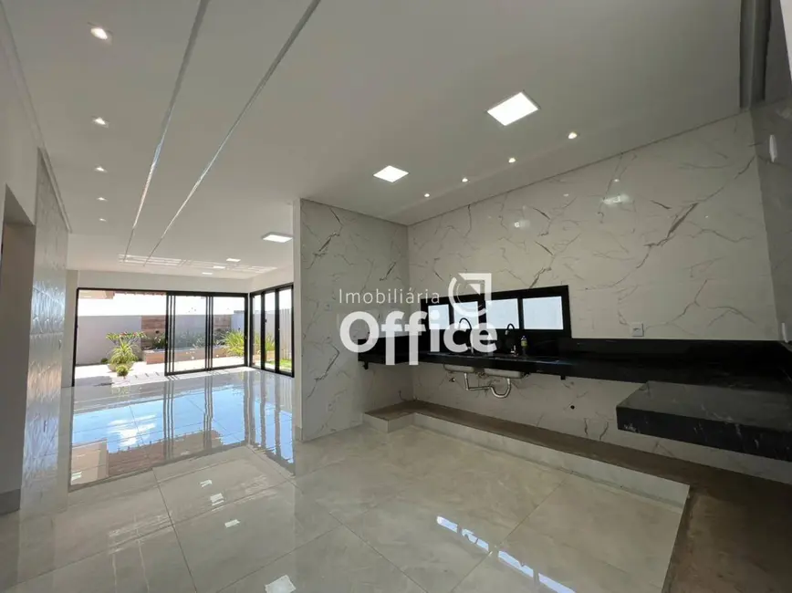 Foto 7 de Casa de Condomínio com 3 quartos à venda, 360m2 em Anapolis - GO