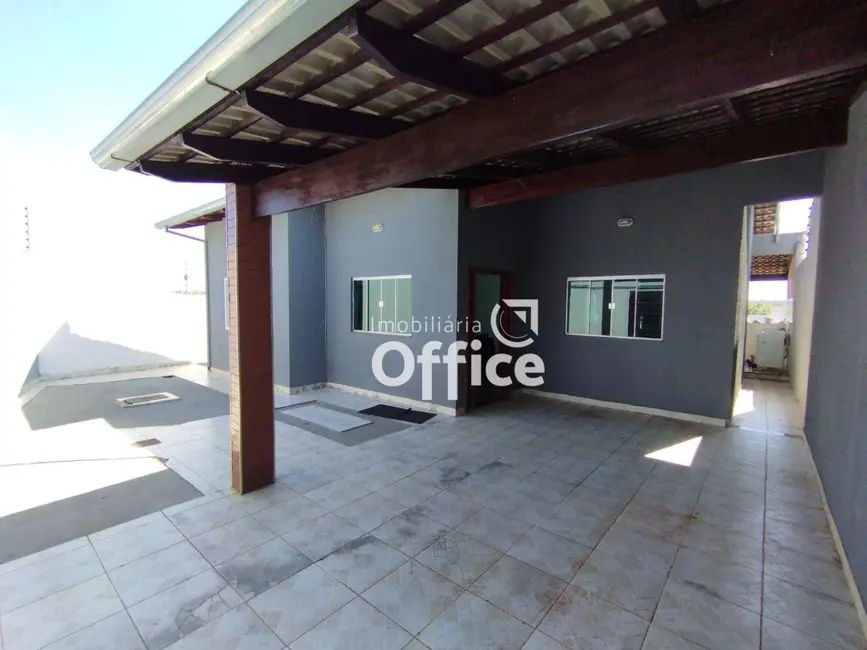 Foto 1 de Casa com 3 quartos à venda, 480m2 em Setor Residencial das Rosas, Anapolis - GO