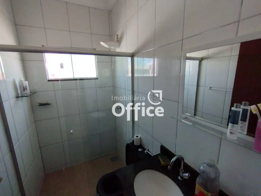 Casa com 3 quartos à venda, 480m2 em Setor Residencial das Rosas, Anapolis - GO - imagem 7 Foto 7 de Casa com 3 quartos à venda, 480m2 em Setor Residencial das Rosas, Anapolis - GO