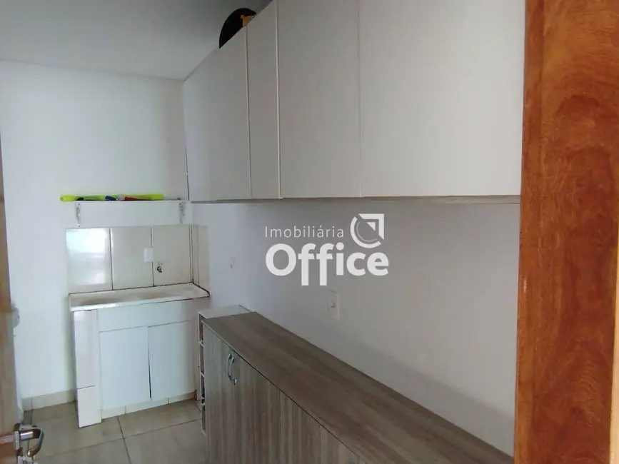 Foto 8 de Sobrado com 4 quartos à venda, 317m2 em Jardim das Américas 3ª Etapa, Anapolis - GO