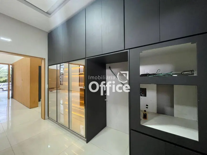 Foto 6 de Casa de Condomínio com 4 quartos à venda, 490m2 em Residencial Anaville, Anapolis - GO