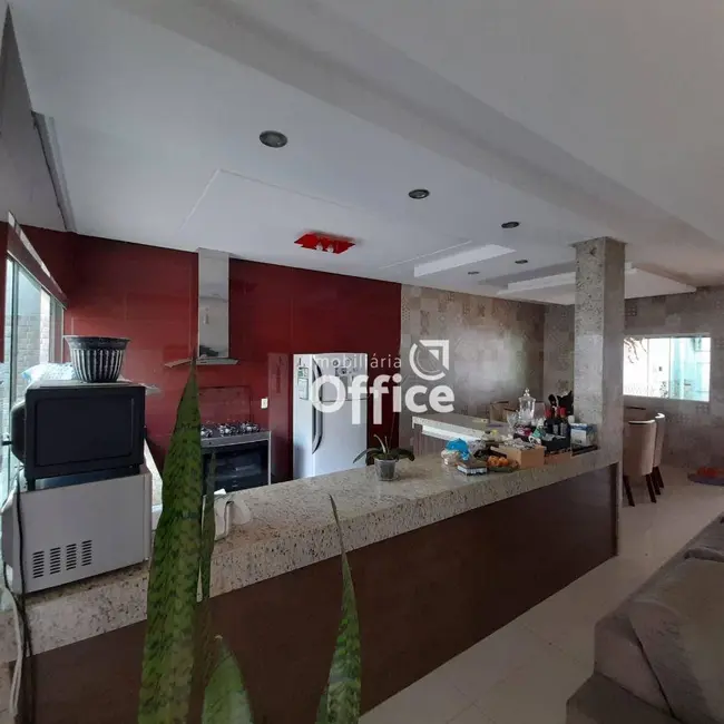 Foto 8 de Casa com 3 quartos à venda, 300m2 em Residencial Villa Bella, Anapolis - GO