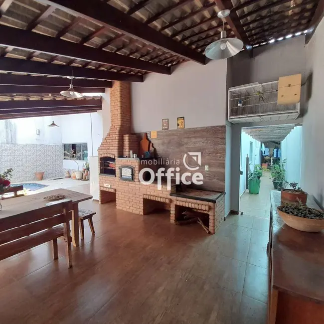 Foto 5 de Casa com 3 quartos à venda, 300m2 em Residencial Villa Bella, Anapolis - GO