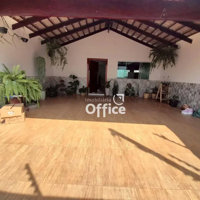 Foto 3 de Casa com 3 quartos à venda, 300m2 em Residencial Villa Bella, Anapolis - GO