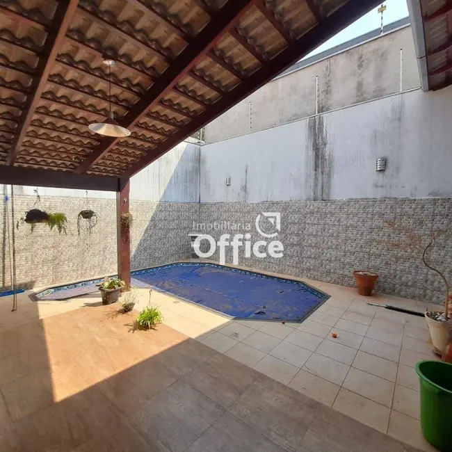 Foto 4 de Casa com 3 quartos à venda, 300m2 em Residencial Villa Bella, Anapolis - GO