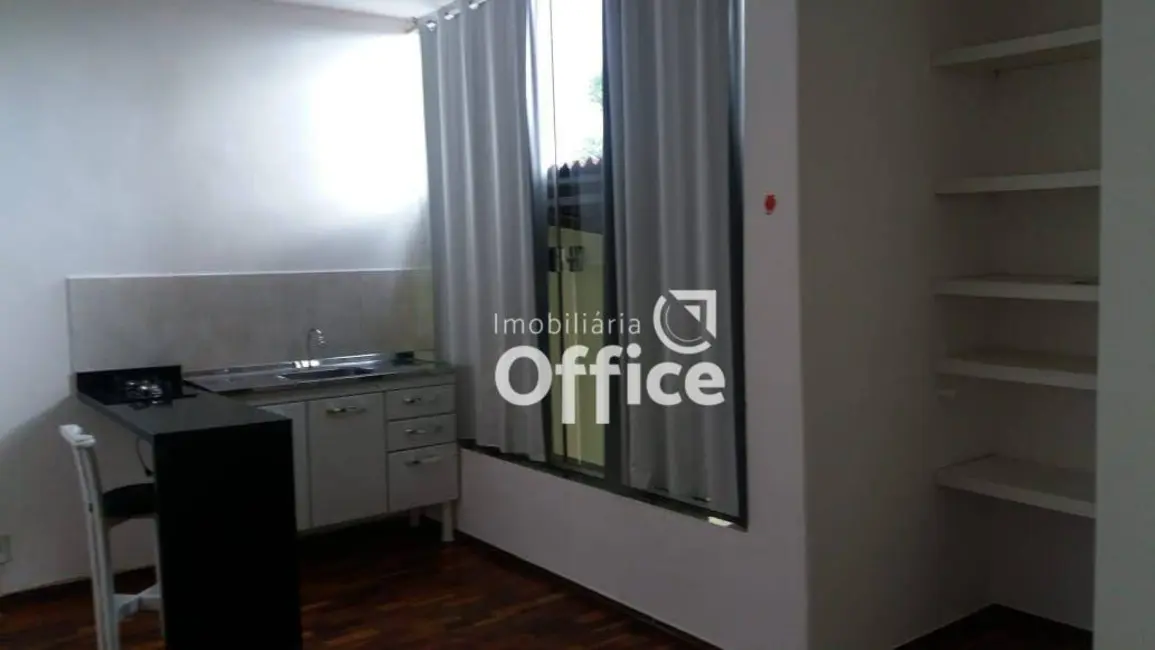 Casa com 6 quartos à venda, 420m2 em Anapolis - GO - imagem 4 Foto 4 de Casa com 6 quartos à venda, 420m2 em Anapolis - GO