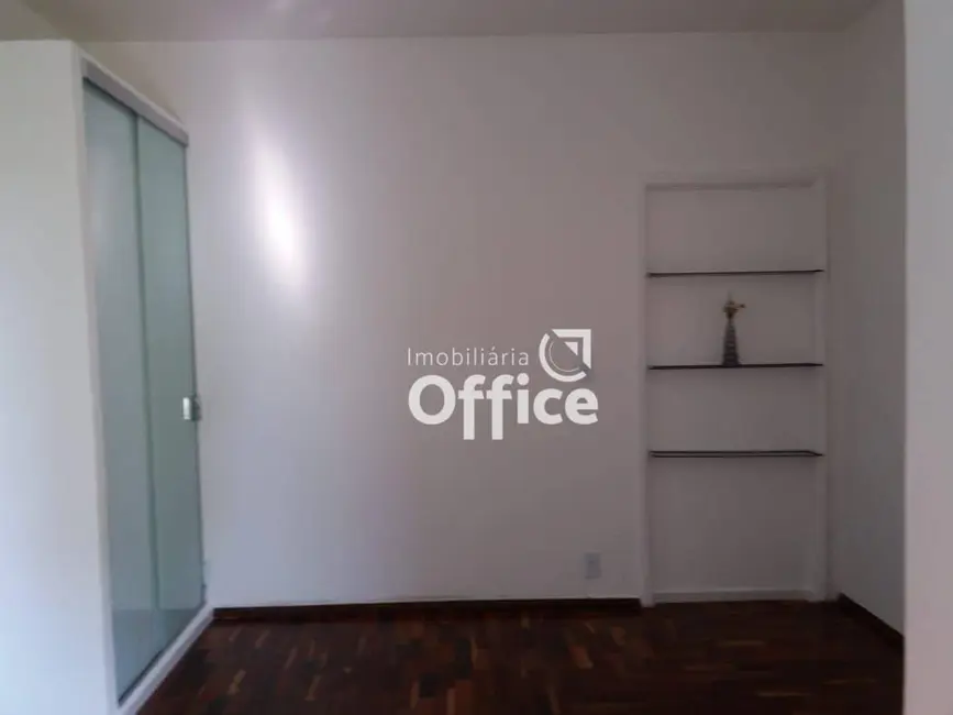 Casa com 6 quartos à venda, 420m2 em Anapolis - GO - imagem 5 Foto 5 de Casa com 6 quartos à venda, 420m2 em Anapolis - GO