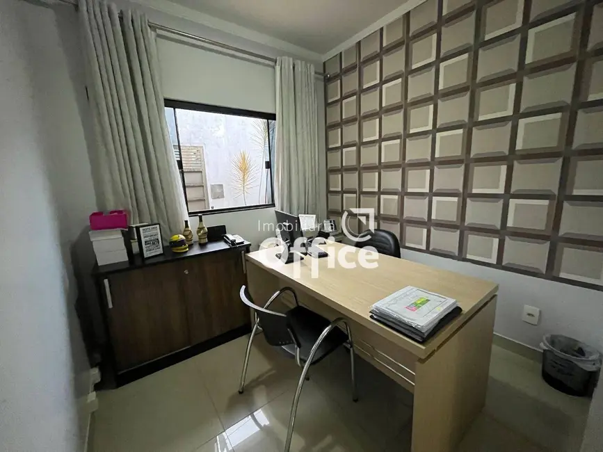 Casa com 4 quartos à venda, 360m2 em Vila Santa Maria de Nazareth, Anapolis - GO - imagem 5 Foto 5 de Casa com 4 quartos à venda, 360m2 em Vila Santa Maria de Nazareth, Anapolis - GO