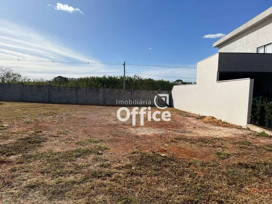 Foto 1 de Terreno / Lote à venda, 360m2 em Condomínio Terras Alpha Anápolis, Anapolis - GO