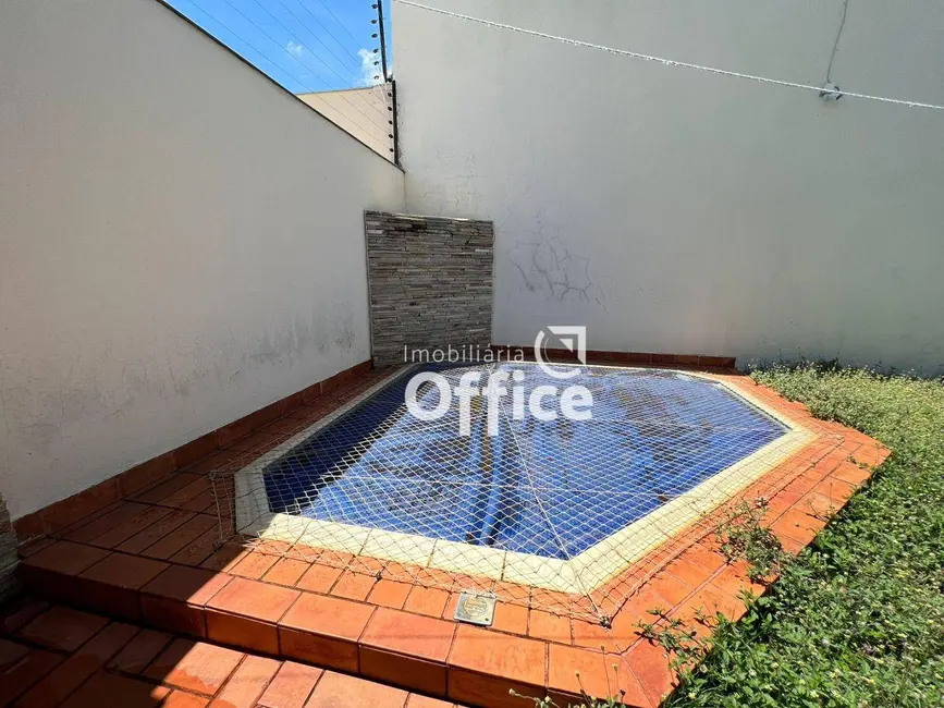 Foto 8 de Casa com 3 quartos à venda, 300m2 em Parque Brasília 2ª Etapa, Anapolis - GO