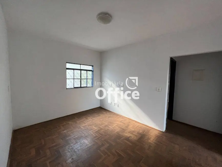 Casa com 4 quartos à venda, 241m2 em Boa Vista, Anapolis - GO - imagem 5 Foto 5 de Casa com 4 quartos à venda, 241m2 em Boa Vista, Anapolis - GO