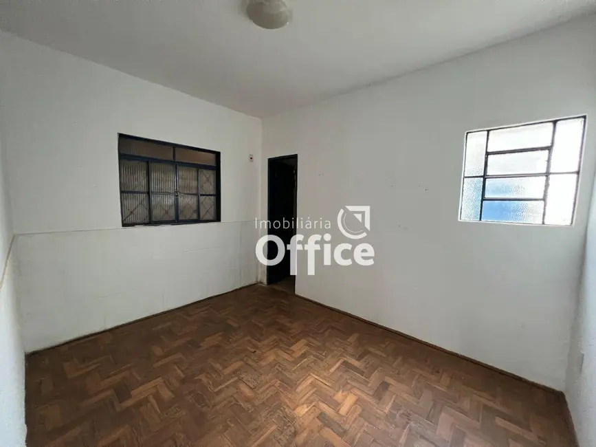 Casa com 4 quartos à venda, 241m2 em Boa Vista, Anapolis - GO - imagem 6 Foto 6 de Casa com 4 quartos à venda, 241m2 em Boa Vista, Anapolis - GO