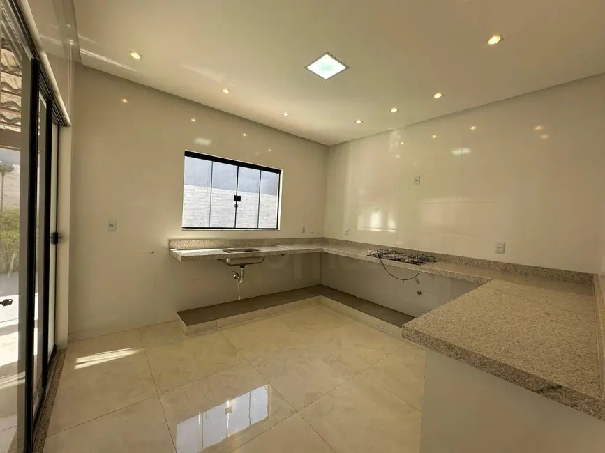 Foto 8 de Casa com 3 quartos à venda, 300m2 em Parque Brasília 2ª Etapa, Anapolis - GO