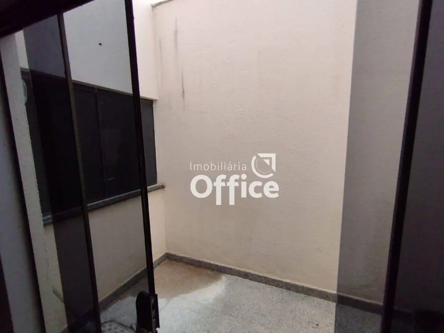 Foto 8 de Sobrado com 4 quartos à venda, 450m2 em Setor Central, Anapolis - GO