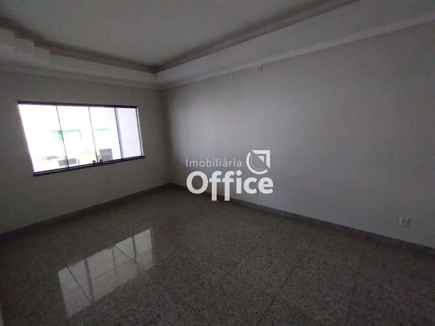Foto 7 de Sobrado com 4 quartos à venda, 450m2 em Setor Central, Anapolis - GO