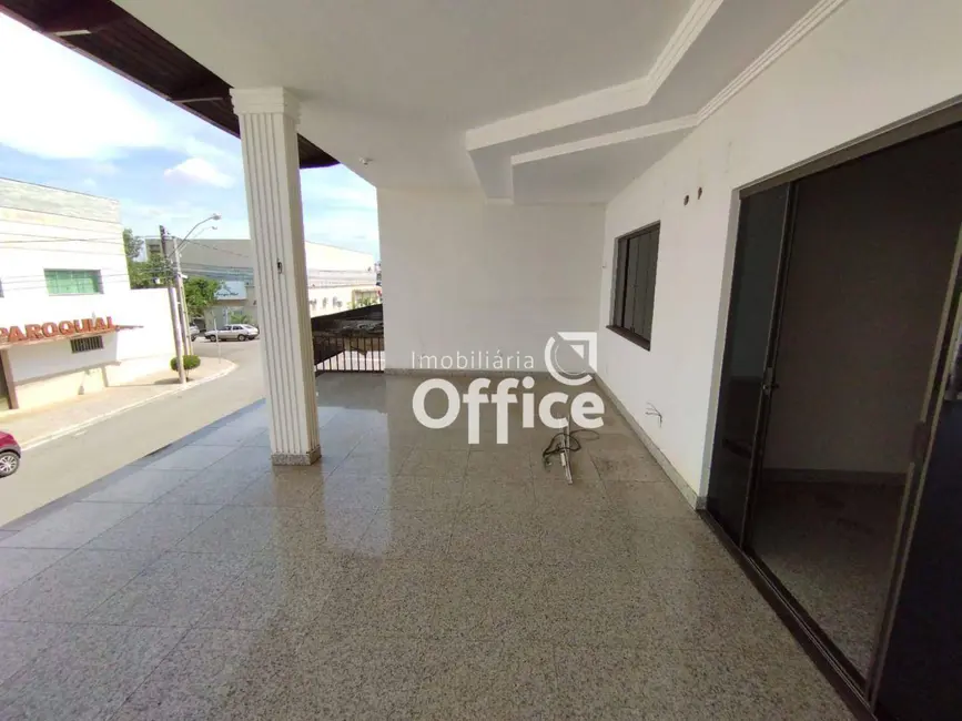 Foto 9 de Sobrado com 4 quartos à venda, 450m2 em Setor Central, Anapolis - GO