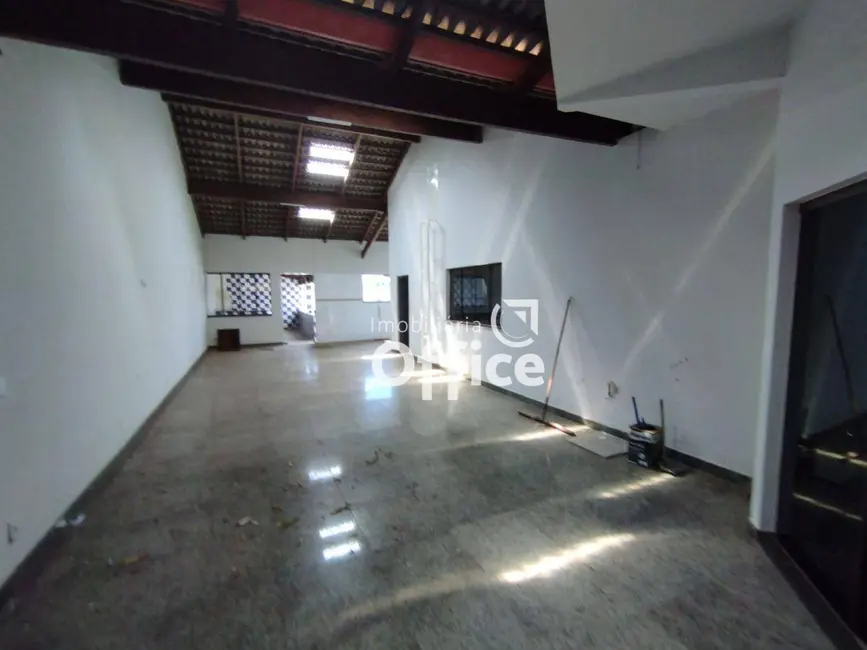 Foto 6 de Sobrado com 4 quartos à venda, 450m2 em Setor Central, Anapolis - GO