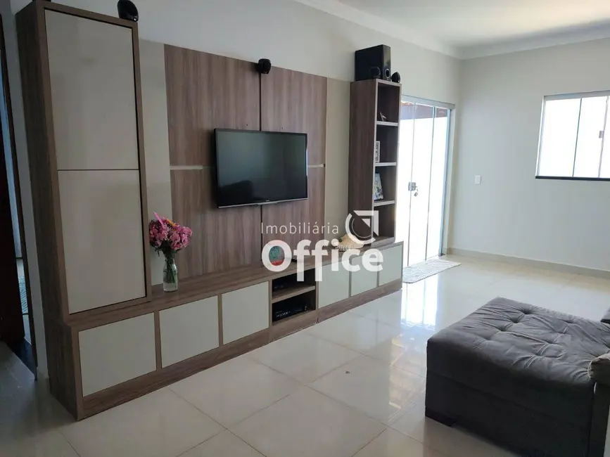 Foto 5 de Casa com 3 quartos à venda, 240m2 em Parque Brasília 2ª Etapa, Anapolis - GO