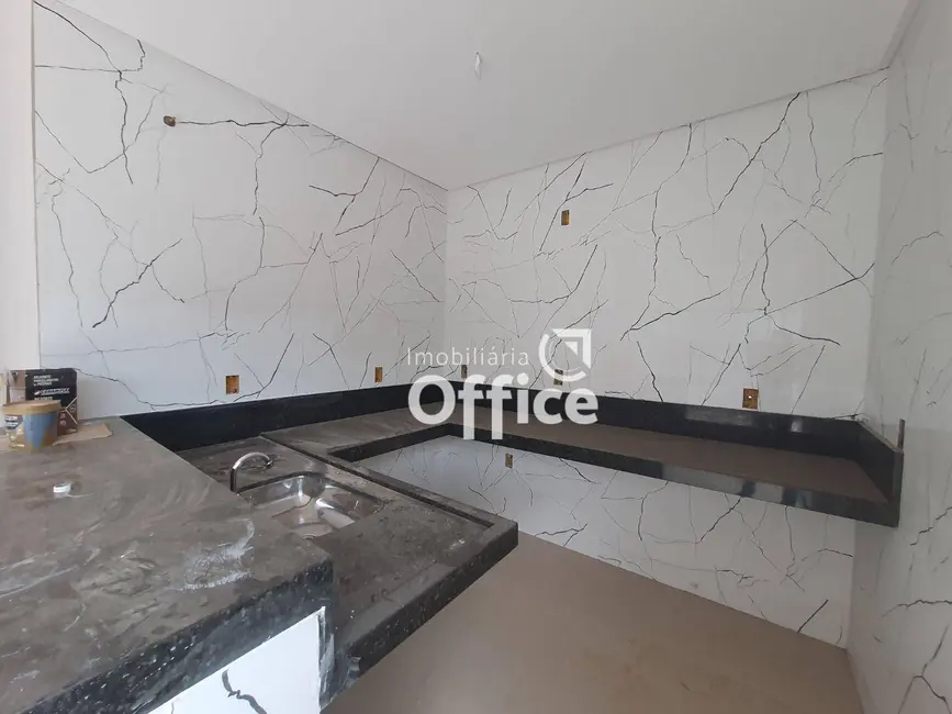 Casa com 3 quartos à venda, 200m2 em Loteamento Residencial Verona, Anapolis - GO - imagem 3 Foto 3 de Casa com 3 quartos à venda, 200m2 em Loteamento Residencial Verona, Anapolis - GO