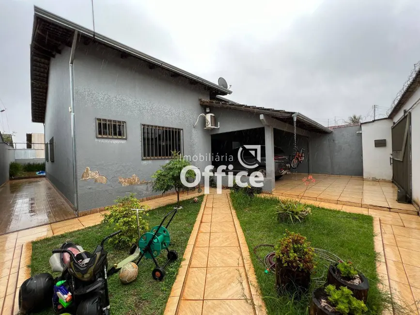 Casa com 3 quartos à venda, 300m2 em Residencial Araguaia, Anapolis - GO - imagem 7 Foto 7 de Casa com 3 quartos à venda, 300m2 em Residencial Araguaia, Anapolis - GO