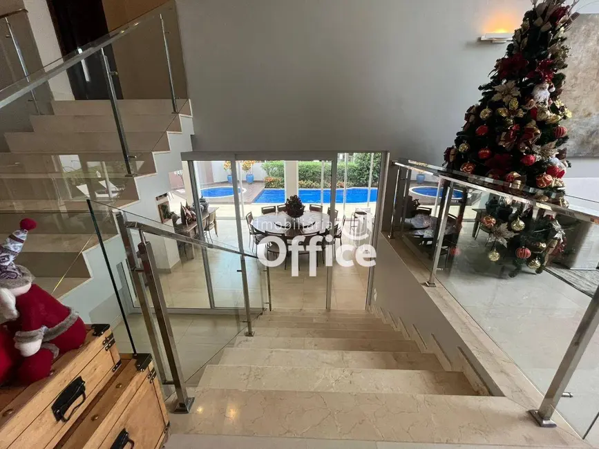 Casa com 4 quartos à venda, 634m2 em Vila Miguel Jorge, Anapolis - GO - imagem 3 Foto 3 de Casa com 4 quartos à venda, 634m2 em Vila Miguel Jorge, Anapolis - GO