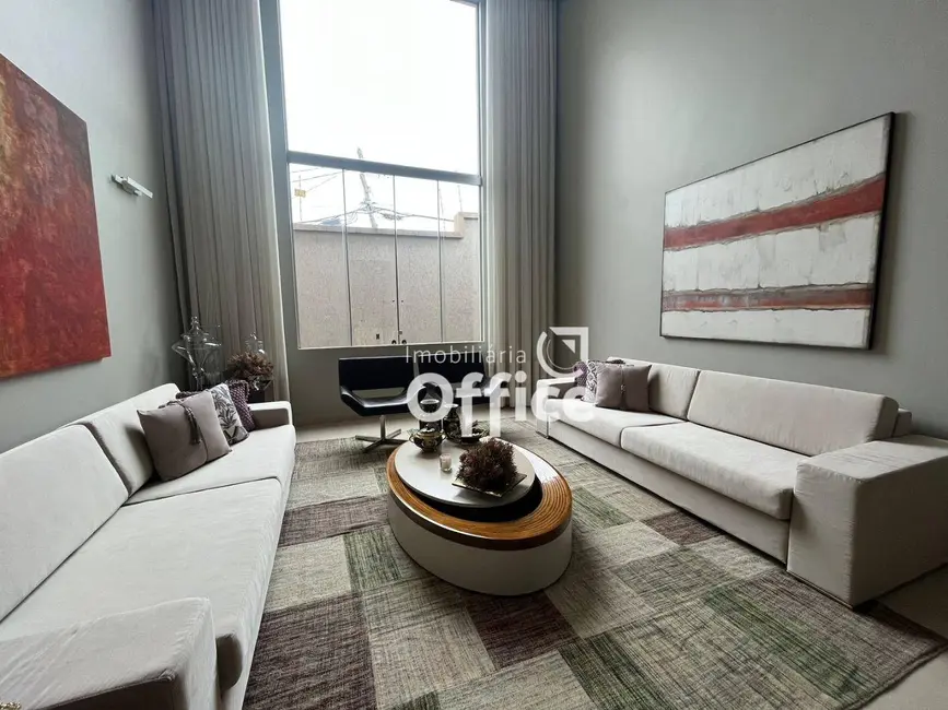 Casa com 4 quartos à venda, 634m2 em Vila Miguel Jorge, Anapolis - GO - imagem 8 Foto 8 de Casa com 4 quartos à venda, 634m2 em Vila Miguel Jorge, Anapolis - GO