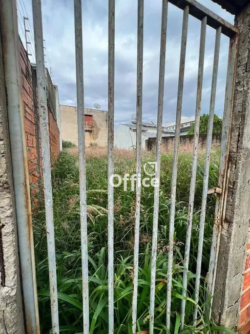 Terreno / Lote à venda, 300m2 em Setor Bougainville, Anapolis - GO - imagem 3 Foto 3 de Terreno / Lote à venda, 300m2 em Setor Bougainville, Anapolis - GO