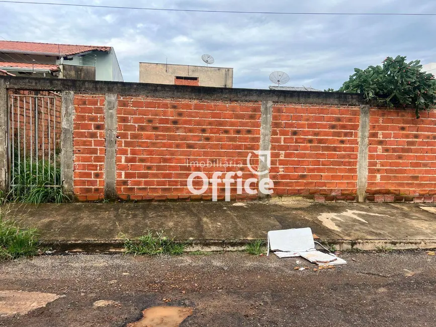 Terreno / Lote à venda, 300m2 em Setor Bougainville, Anapolis - GO - imagem 4 Foto 4 de Terreno / Lote à venda, 300m2 em Setor Bougainville, Anapolis - GO