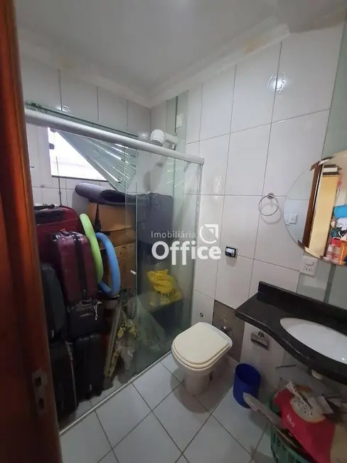 Sobrado com 4 quartos à venda, 300m2 em Residencial Virgínia Correa, Anapolis - GO - imagem 5 Foto 5 de Sobrado com 4 quartos à venda, 300m2 em Residencial Virgínia Correa, Anapolis - GO