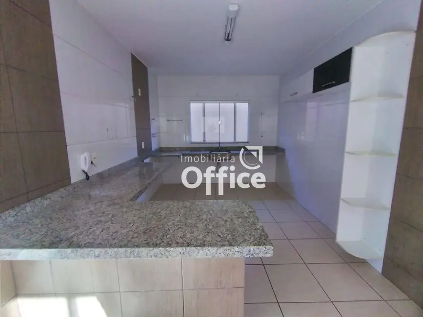 Foto 8 de Casa com 3 quartos à venda, 300m2 em Parque Brasília 2ª Etapa, Anapolis - GO