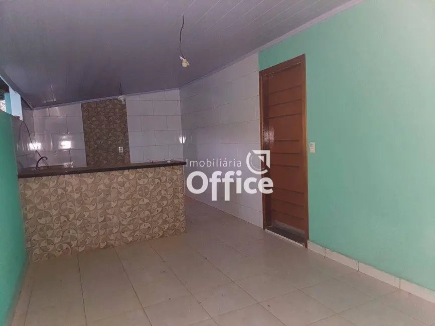 Foto 4 de Casa com 4 quartos à venda, 300m2 em Parque dos Pirineus, Anapolis - GO