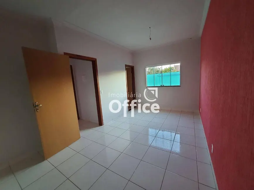 Foto 6 de Casa com 4 quartos à venda, 300m2 em Parque dos Pirineus, Anapolis - GO