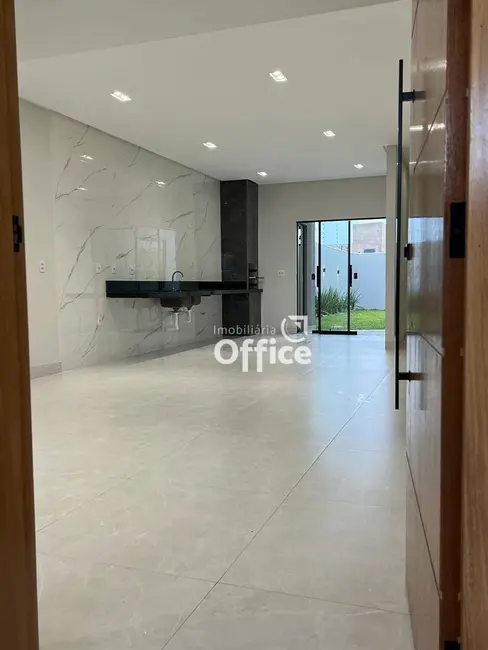 Casa com 3 quartos à venda, 250m2 em Anapolis - GO - imagem 3 Foto 3 de Casa com 3 quartos à venda, 250m2 em Anapolis - GO