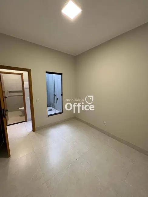 Casa com 3 quartos à venda, 250m2 em Anapolis - GO - imagem 9 Foto 9 de Casa com 3 quartos à venda, 250m2 em Anapolis - GO