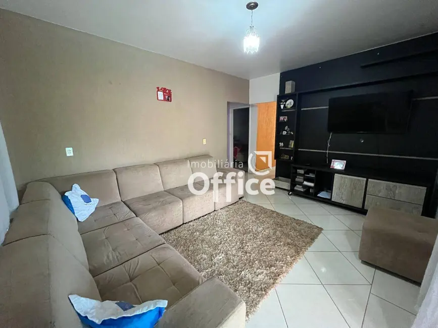 Foto 5 de Casa com 3 quartos à venda, 374m2 em Anápolis City, Anapolis - GO