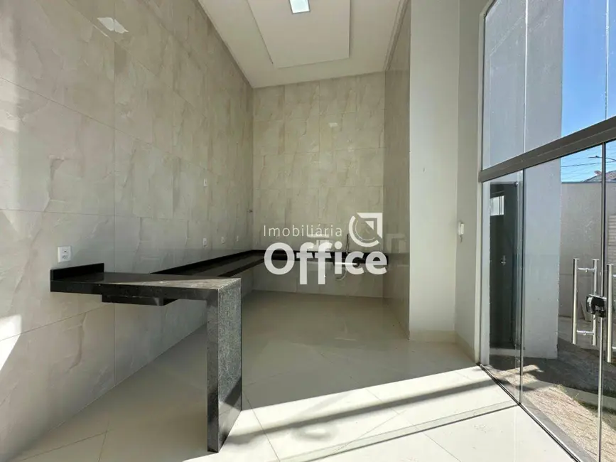 Casa com 3 quartos à venda, 235m2 em Residencial Jardins do Lago, Anapolis - GO - imagem 5 Foto 5 de Casa com 3 quartos à venda, 235m2 em Residencial Jardins do Lago, Anapolis - GO