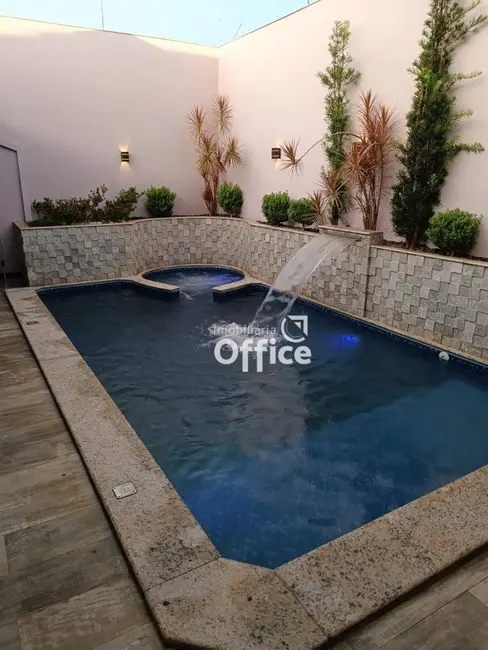 Foto 3 de Casa com 3 quartos à venda, 240m2 em Residencial Vale do Sol, Anapolis - GO