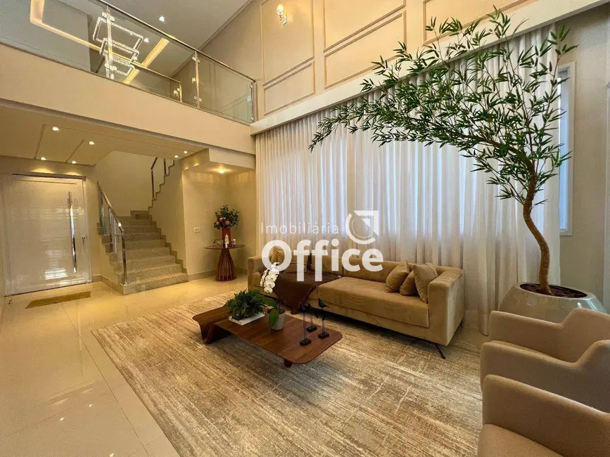 Sobrado com 4 quartos à venda, 360m2 em Condomínio Residencial Grand Trianon, Anapolis - GO - imagem 9 Foto 9 de Sobrado com 4 quartos à venda, 360m2 em Condomínio Residencial Grand Trianon, Anapolis - GO
