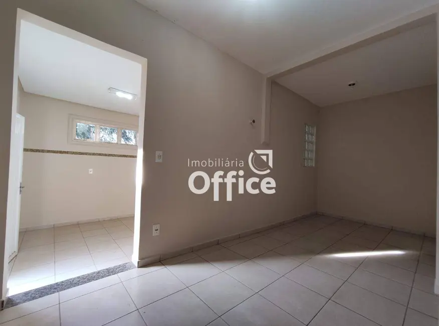 Sobrado com 3 quartos à venda, 200m2 em Eldorado, Anapolis - GO - imagem 8 Foto 8 de Sobrado com 3 quartos à venda, 200m2 em Eldorado, Anapolis - GO