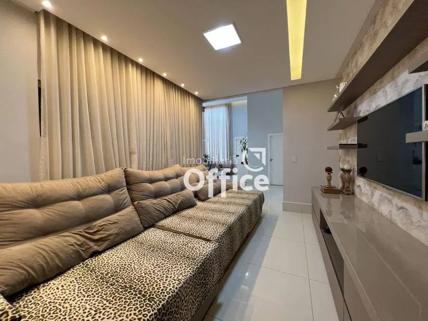 Foto 9 de Casa de Condomínio com 4 quartos à venda, 460m2 em Residencial Anaville, Anapolis - GO