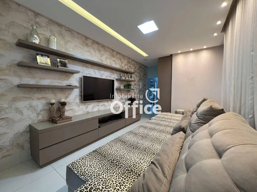 Foto 8 de Casa de Condomínio com 4 quartos à venda, 460m2 em Residencial Anaville, Anapolis - GO