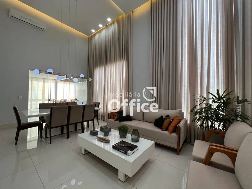 Foto 6 de Casa de Condomínio com 4 quartos à venda, 460m2 em Residencial Anaville, Anapolis - GO