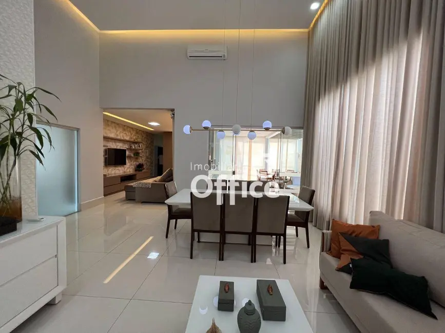 Foto 7 de Casa de Condomínio com 4 quartos à venda, 460m2 em Residencial Anaville, Anapolis - GO