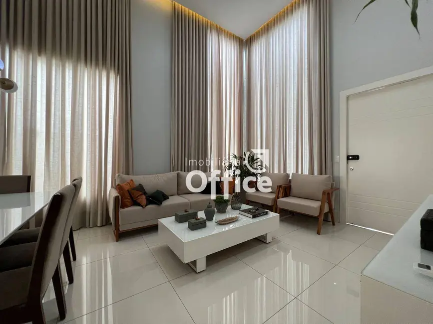 Foto 5 de Casa de Condomínio com 4 quartos à venda, 460m2 em Residencial Anaville, Anapolis - GO