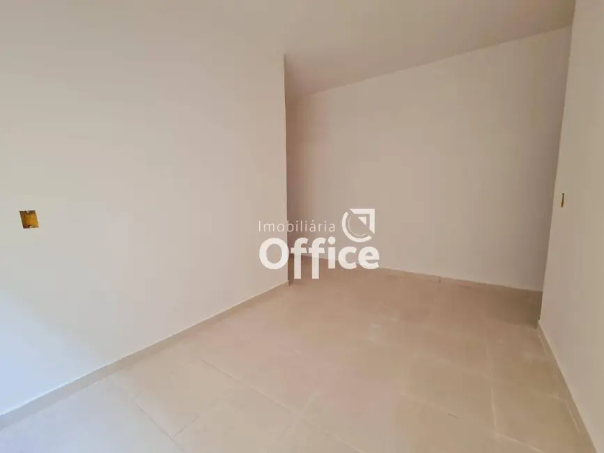 Casa com 3 quartos à venda, 150m2 em Residencial Florença, Anapolis - GO - imagem 2 Foto 2 de Casa com 3 quartos à venda, 150m2 em Residencial Florença, Anapolis - GO