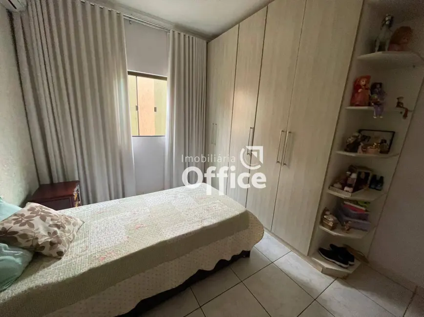 Foto 7 de Casa com 3 quartos à venda, 450m2 em Anápolis City, Anapolis - GO